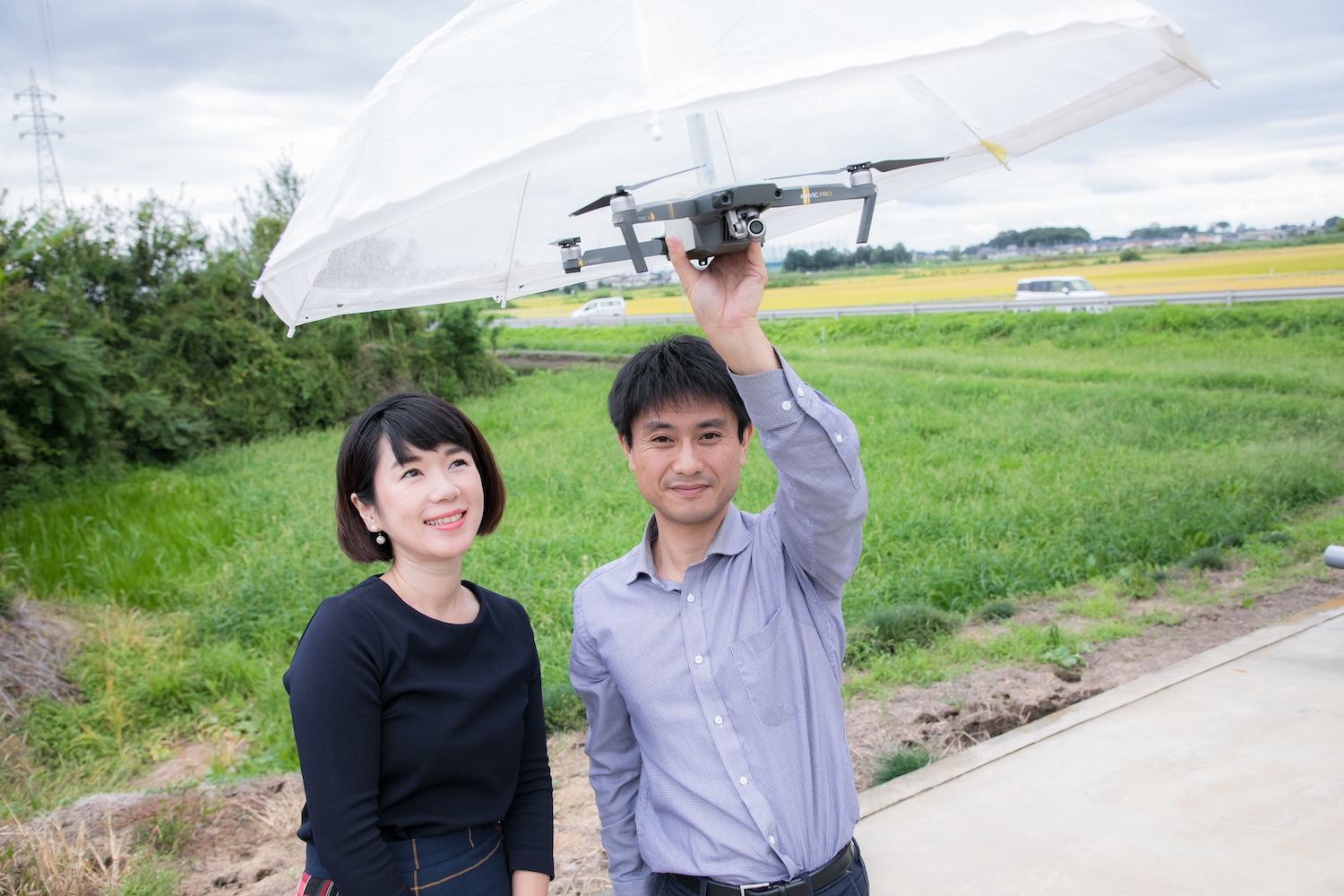 傘は 差す から 飛ばす 時代に ドローン型傘 Free Parasol フリーパラソル 開発秘話 In Live インライブ 技術と人をつなぐテックメディア