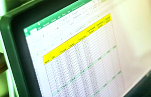 多くの企業で行われる「Excel（エクセル）による台帳管理」 課題や効率化のヒントとは？