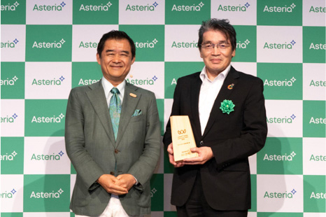 平野と服部様写真