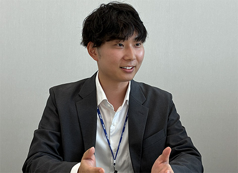 SCSK 上西氏写真