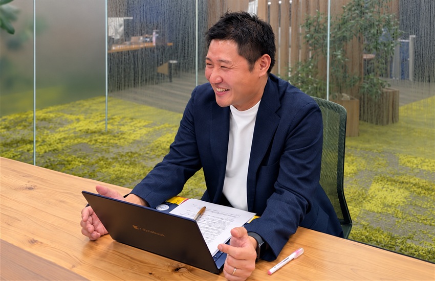 取材で話すアステリアの森慶輔